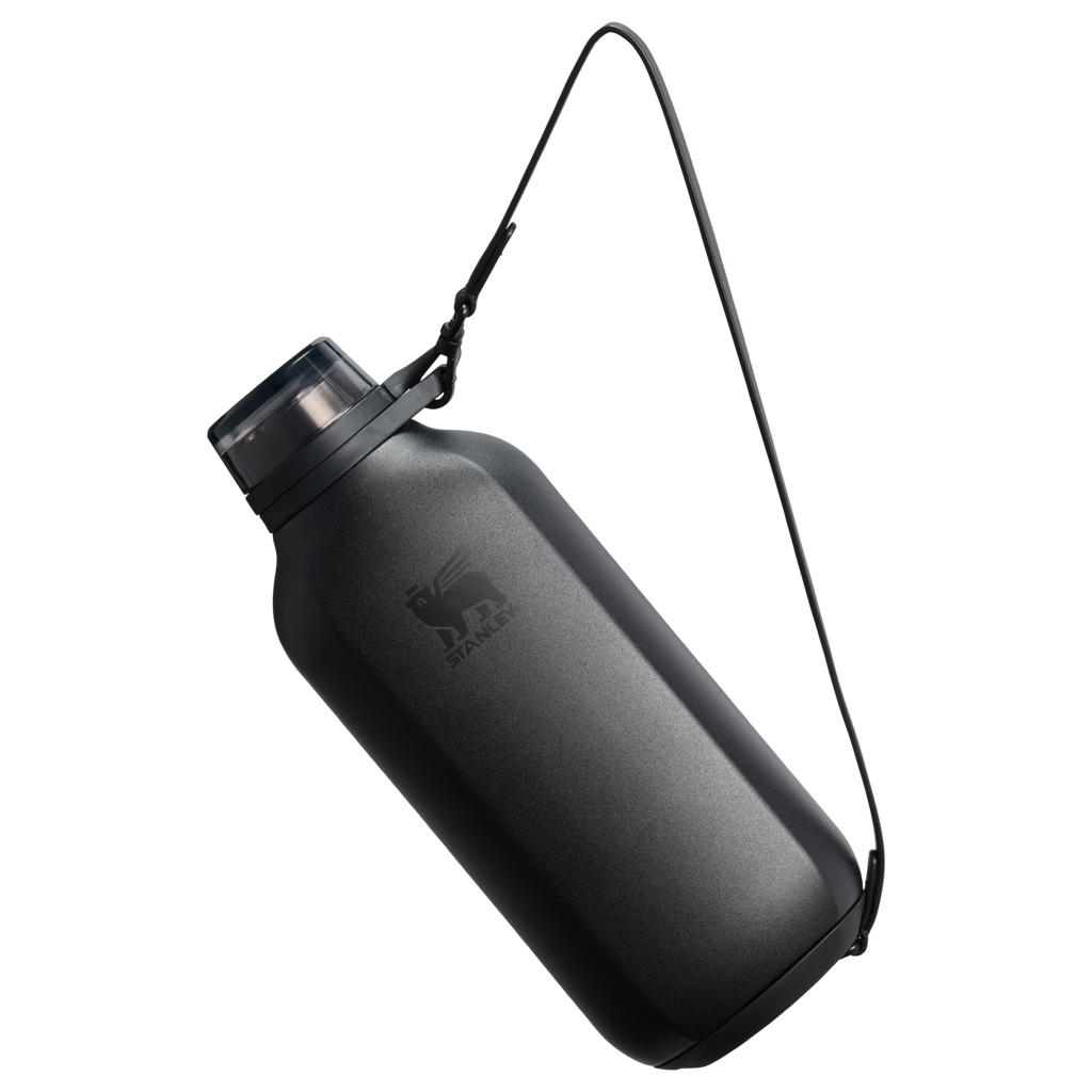 Stanley Clutch Bottle 16 oz – Leakproof Wearable Insulated Water Bottle for Gym and Travel