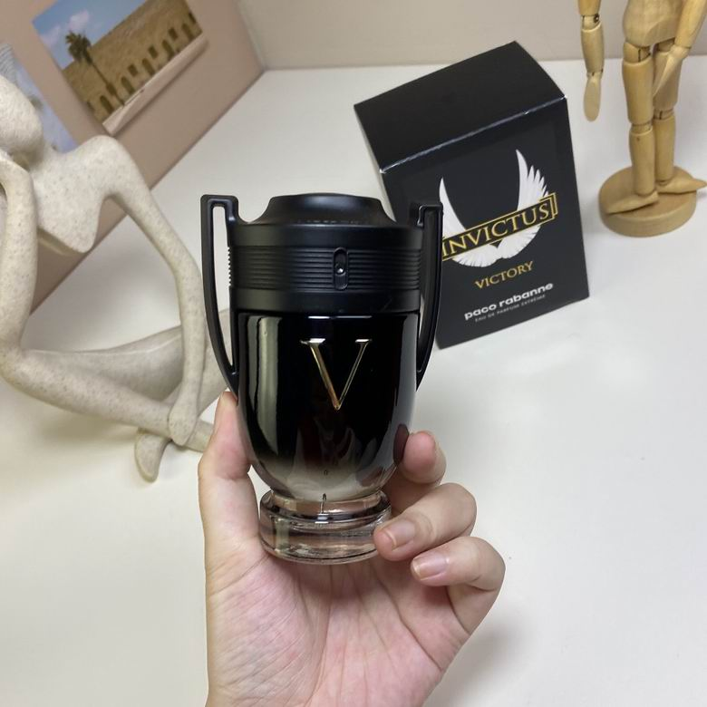 Paco Rabanne Invictus Victory black trophy bottle bottom view